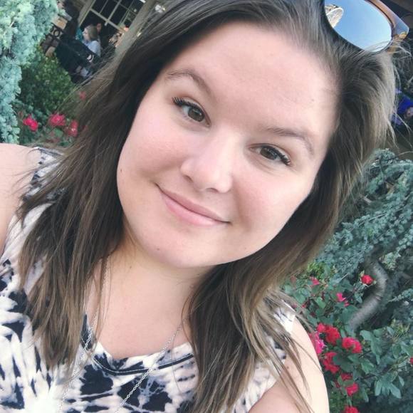 Meet your Posher, Melinda - Picture 1 of 1